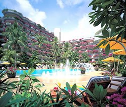 The Shangi-La  Hotel, Singapore.